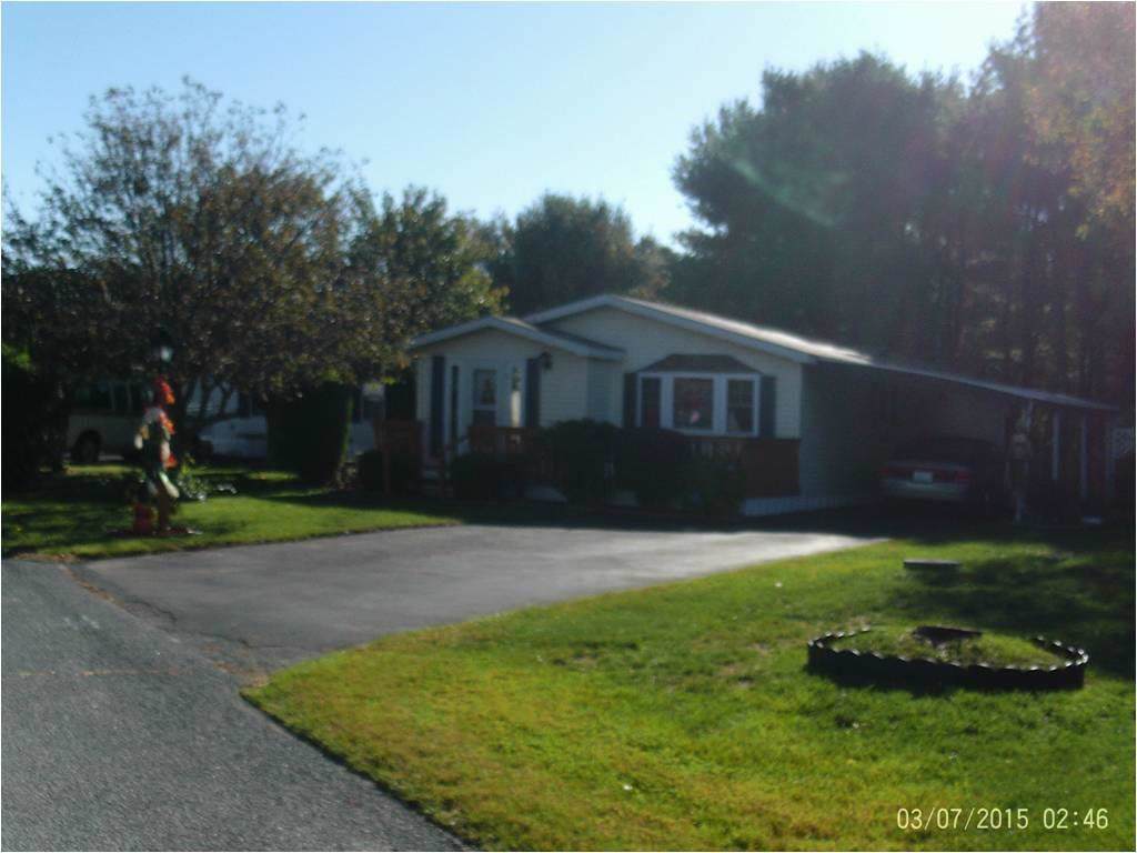 5 Lear Dr - Photo 1