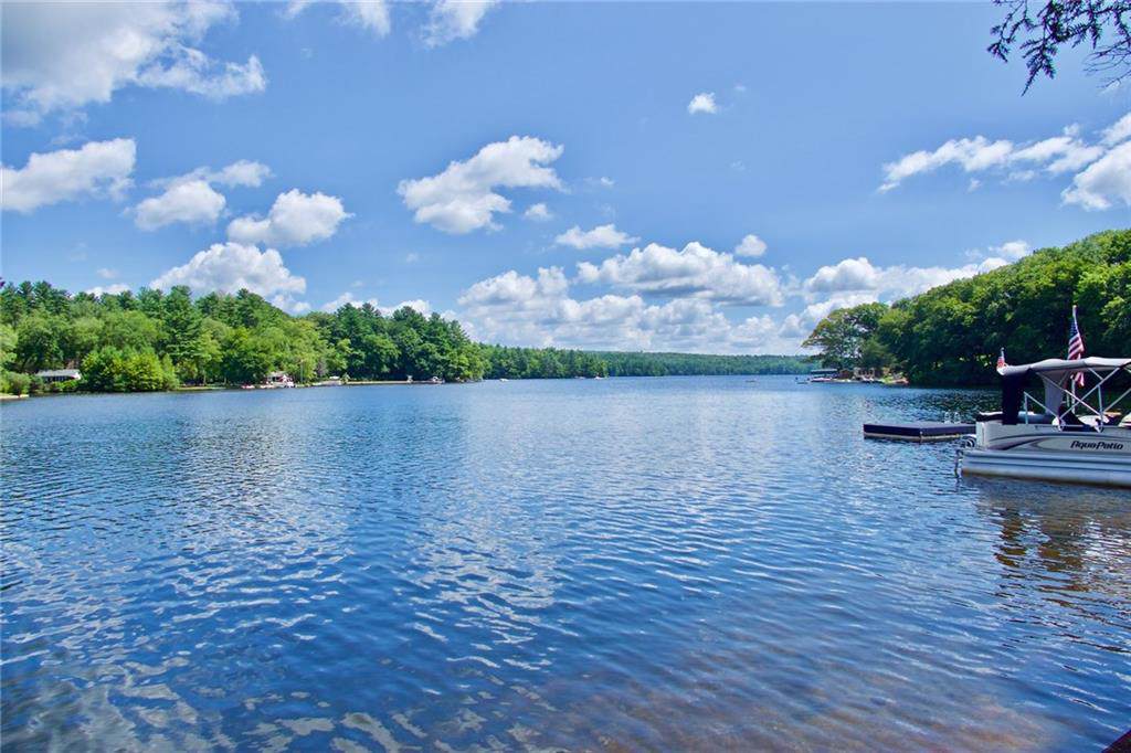 16 Lakeside Terrace - Photo 1