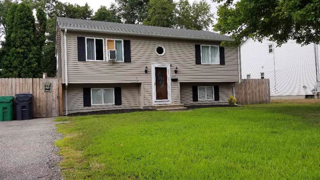 237 Killey Avenue - Photo 1
