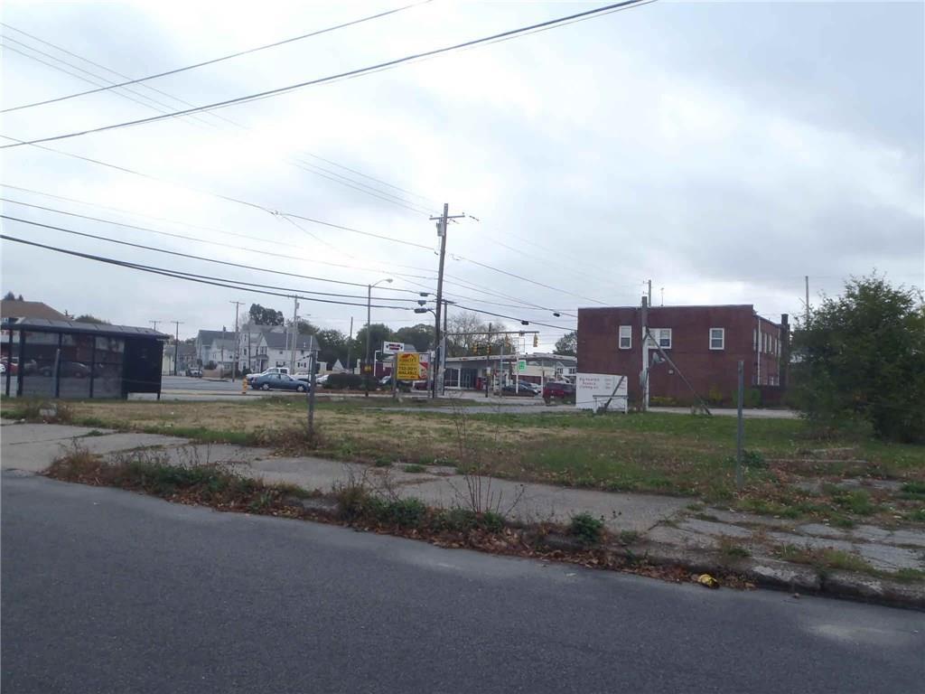 596 Smithfield Avenue - Photo 1