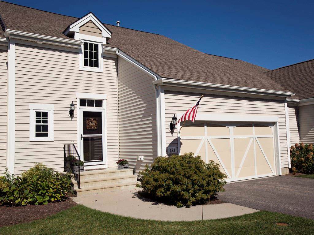 123 Camden Court - Photo 1