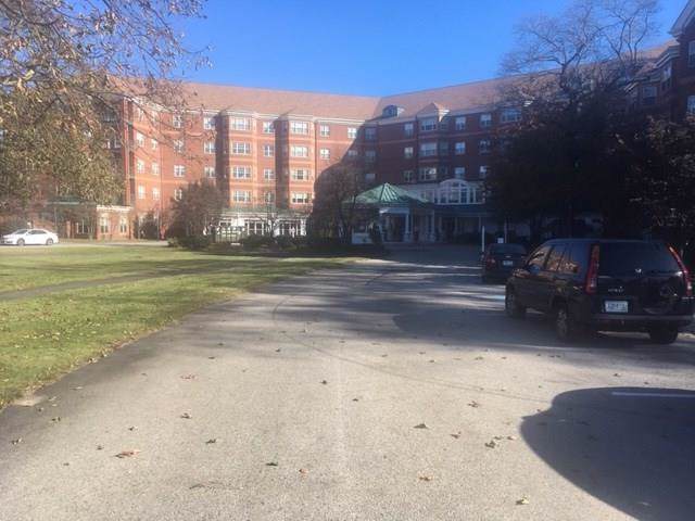 355 Blackstone Boulevard - Photo 1