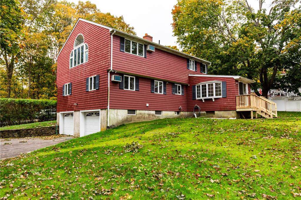 215 Rocky Point Avenue - Photo 1