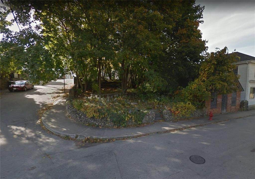 30 Pierce Street - Photo 1