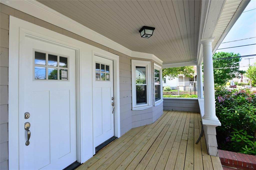 77 Grosvenor Avenue - Photo 1