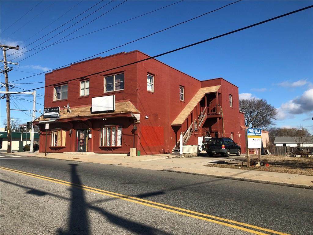 663 Admiral Street - Photo 1