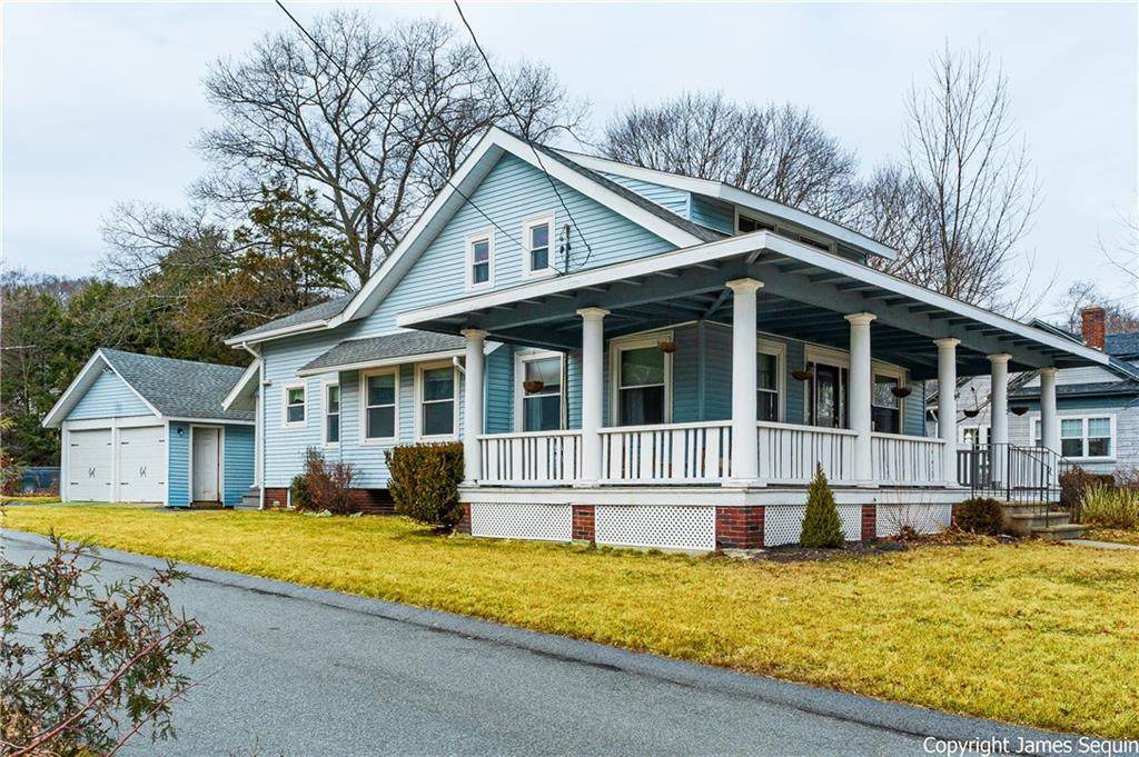 1012 Smithfield Avenue - Photo 1