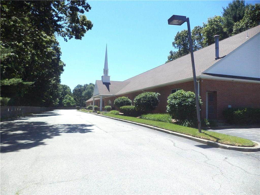 550 Cowesett Road - Photo 1
