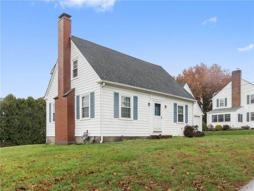 11 Fort Hill Road - Photo 1