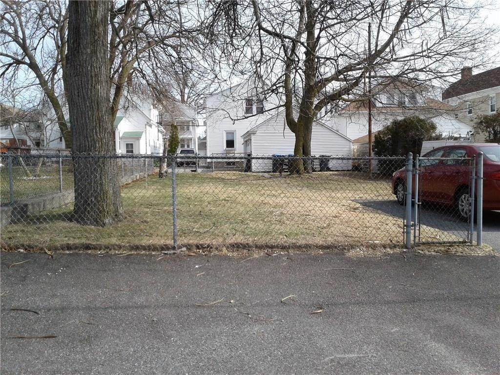 35 Lakeside Street - Photo 1