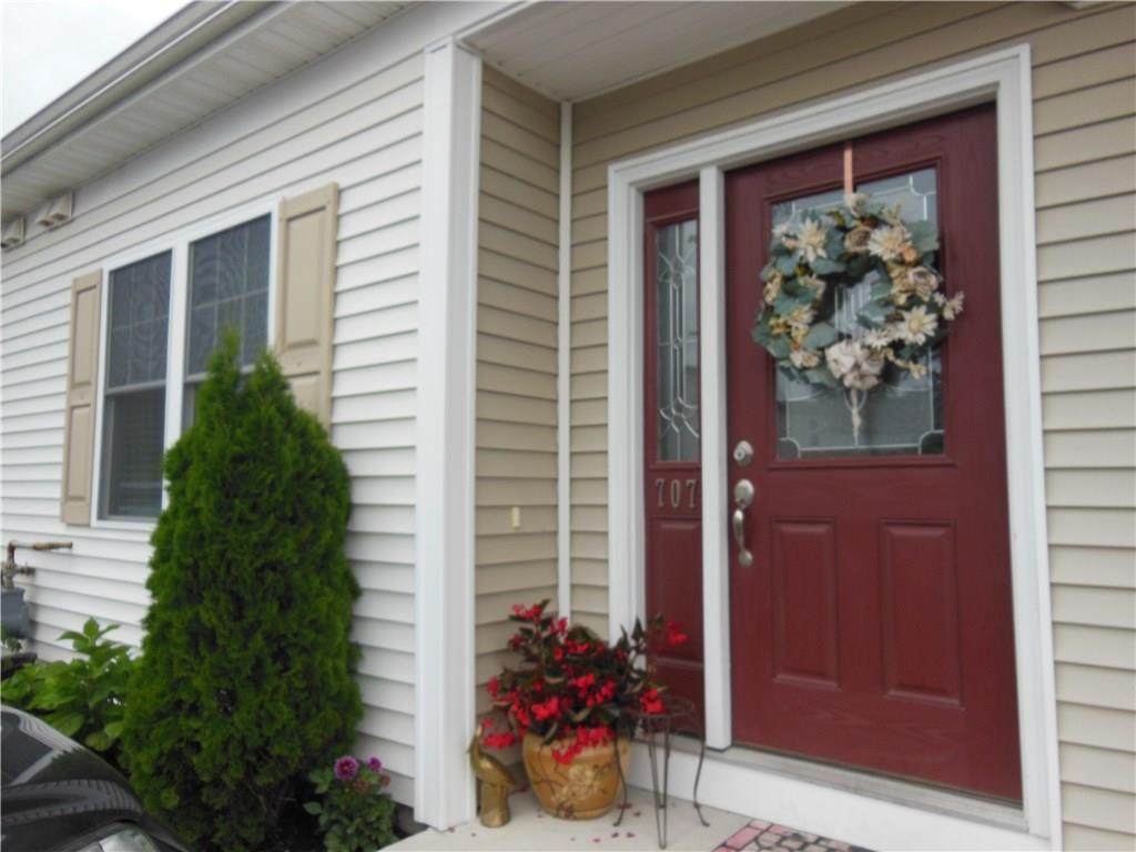 7 Gray Coach Lane - Photo 1