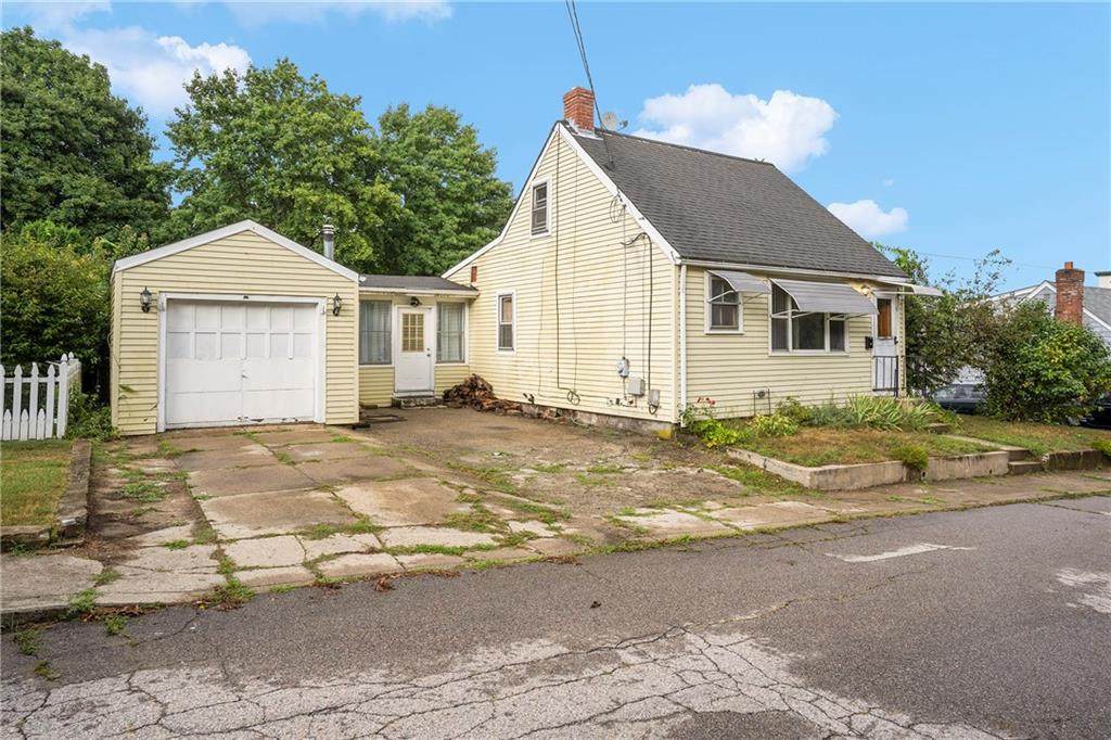 5 Elm Street - Photo 1
