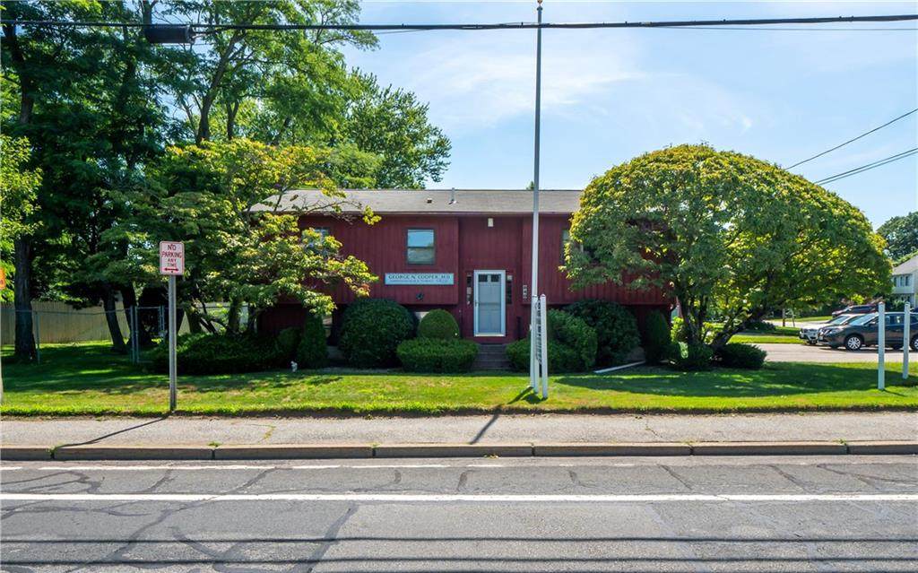 840 Greenwich Avenue - Photo 1