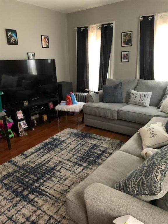 47 Star Street - Photo 1