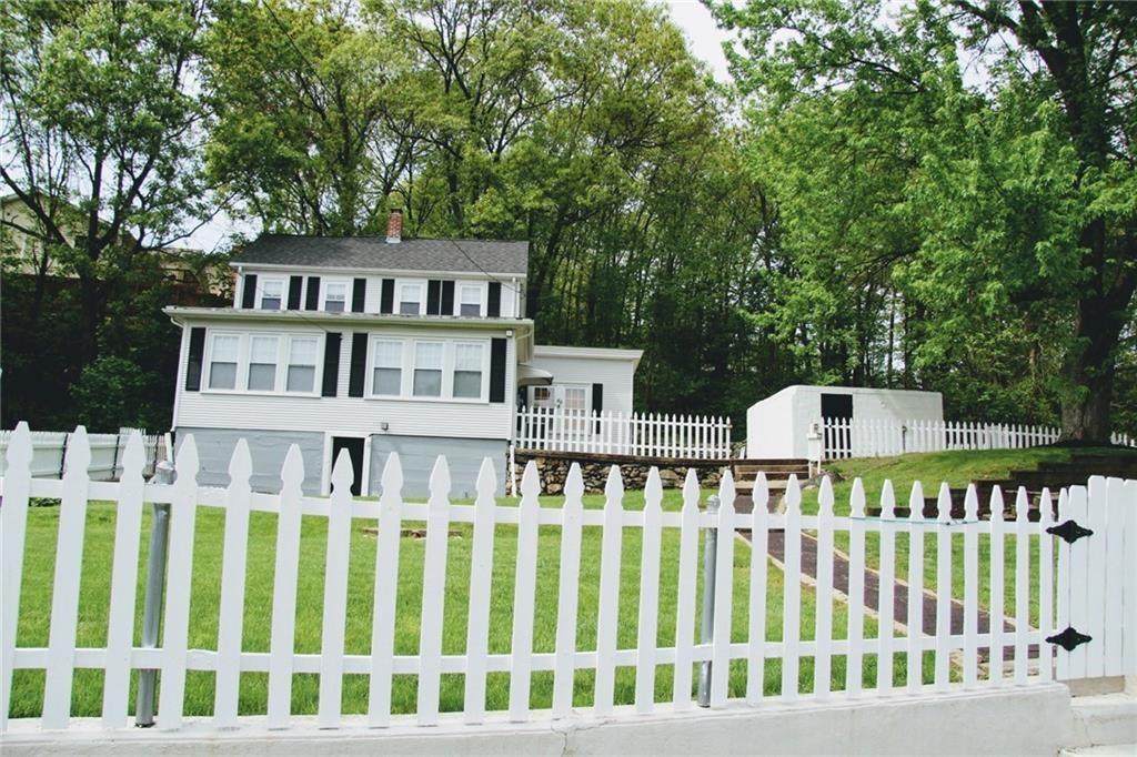 55 Walter Avenue - Photo 1