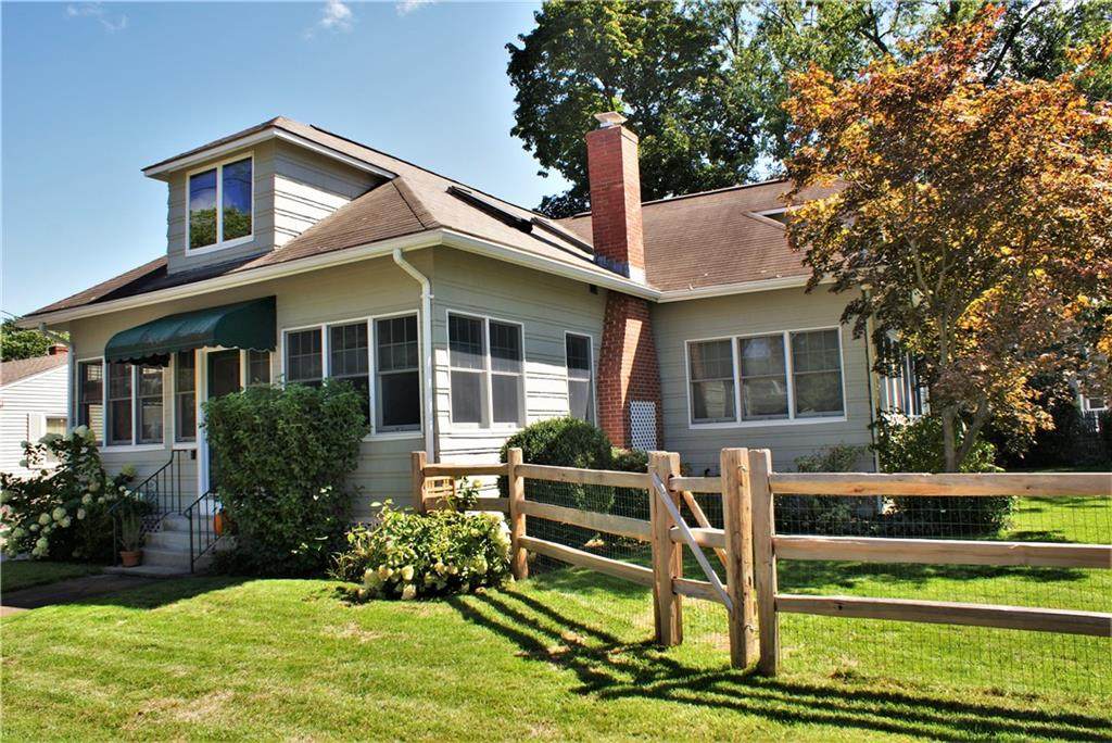 11 Lillian Avenue - Photo 1