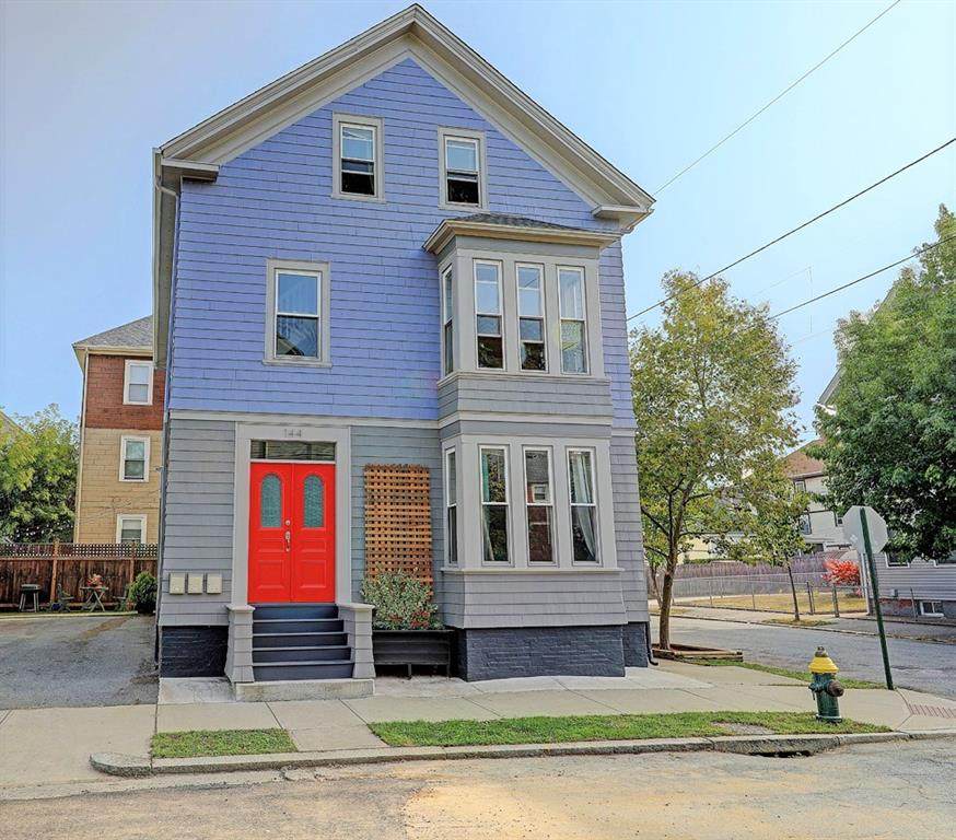 144 Hudson Street - Photo 1