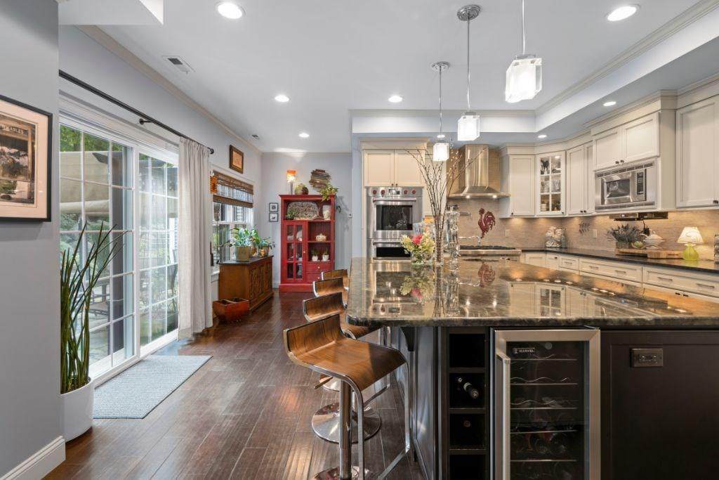 29 Fairview Avenue - Photo 1