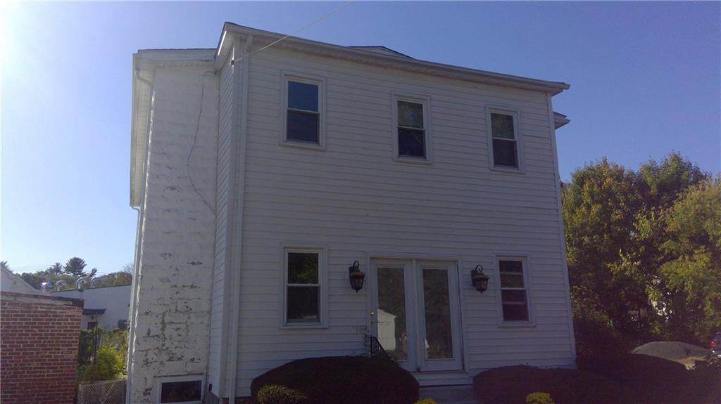 19 1/2 Phenix Avenue - Photo 1