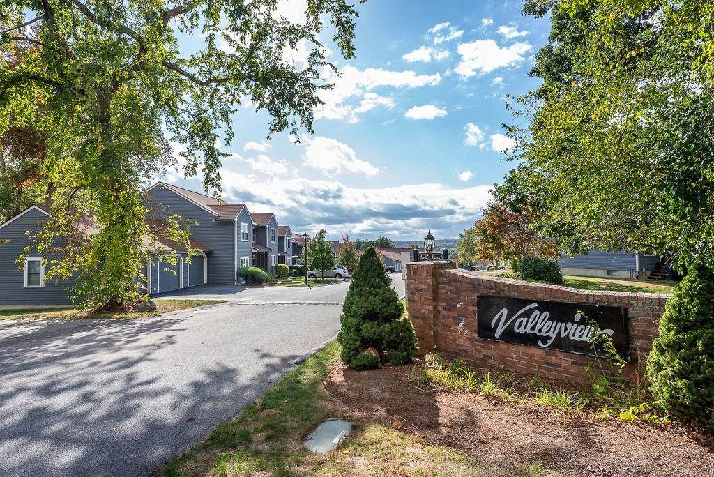 200 Heroux Boulevard - Photo 1