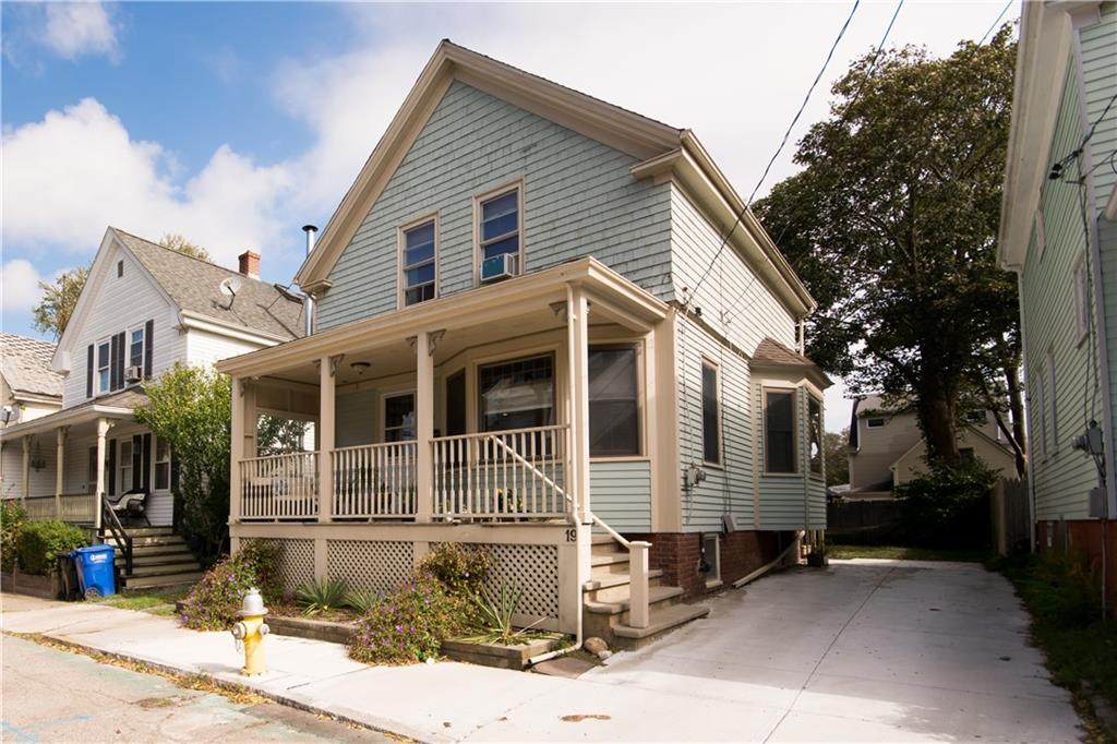 19 Congdon Avenue - Photo 1