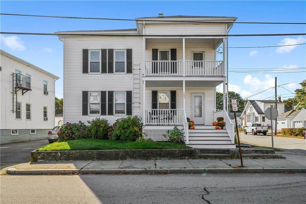 149 Carnation Street - Photo 1