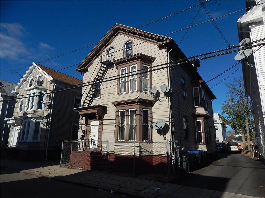 211 Hanover Street - Photo 1