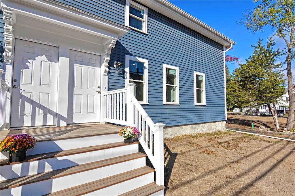 214 Sayles Avenue - Photo 1