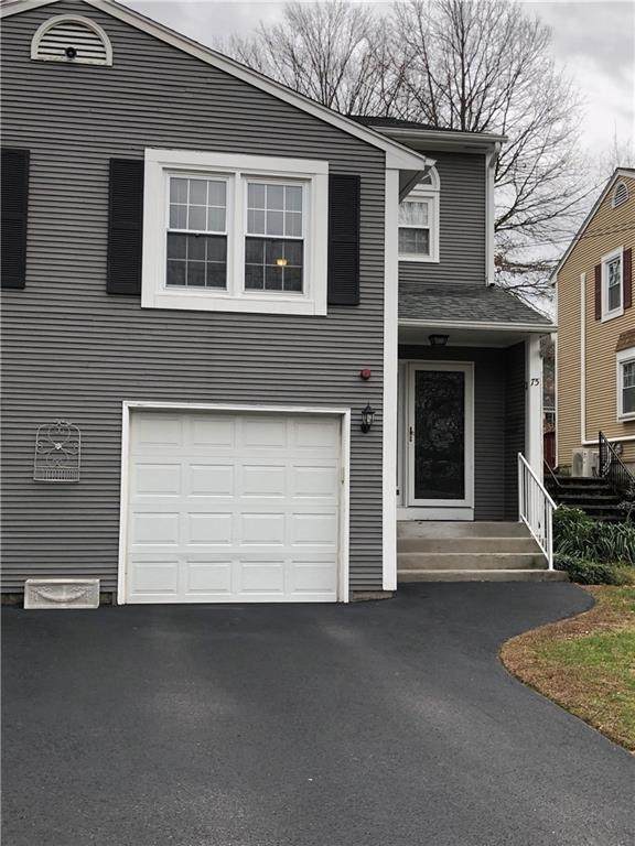 75 Wyndham Avenue - Photo 1