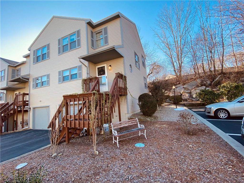 1603 Plainfield Pike - Photo 1