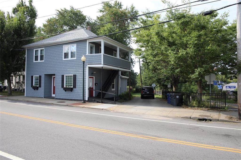 692 East Avenue - Photo 1