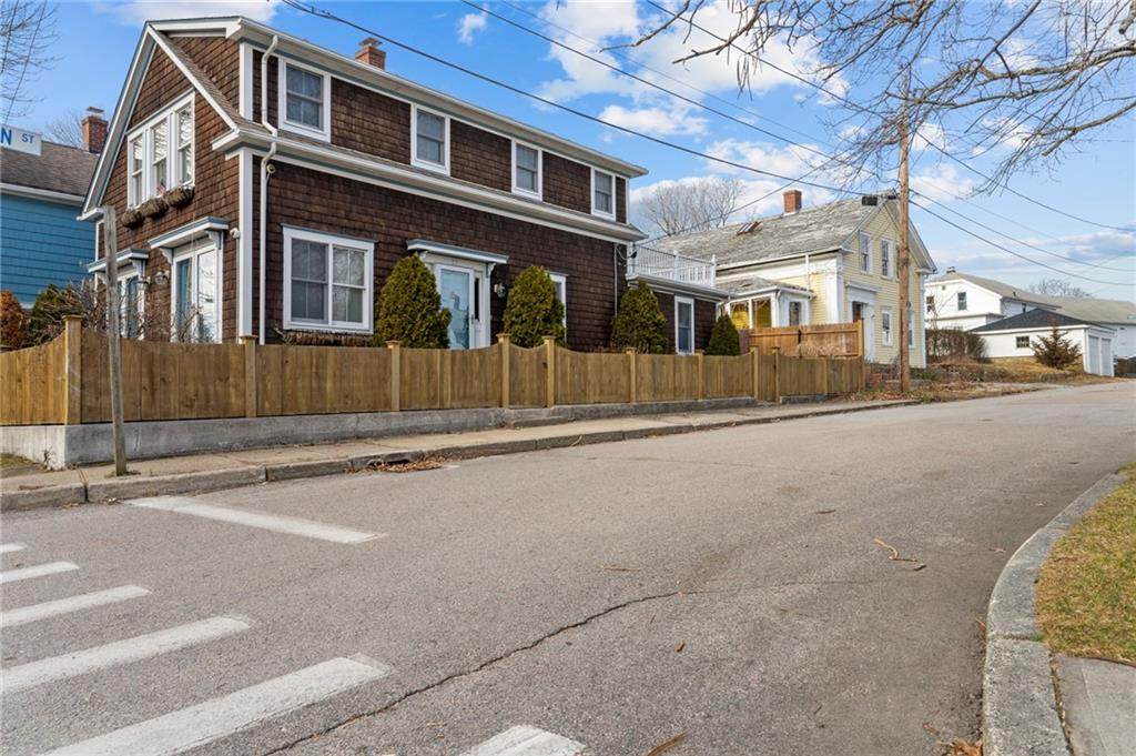 35 Lion Street - Photo 1