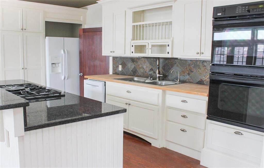 147 Water Street - Photo 1