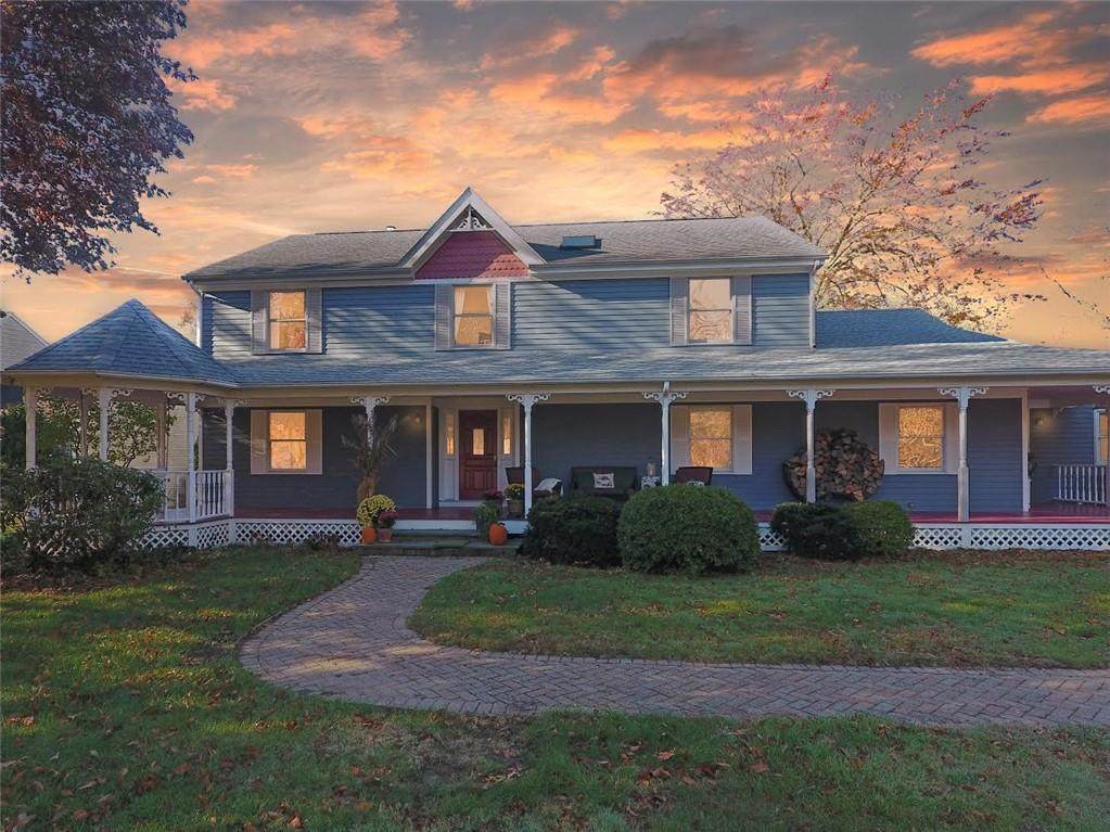 118 Oakwoods Drive - Photo 1