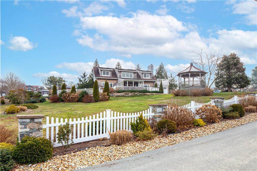 35 Seaspray Way - Photo 1