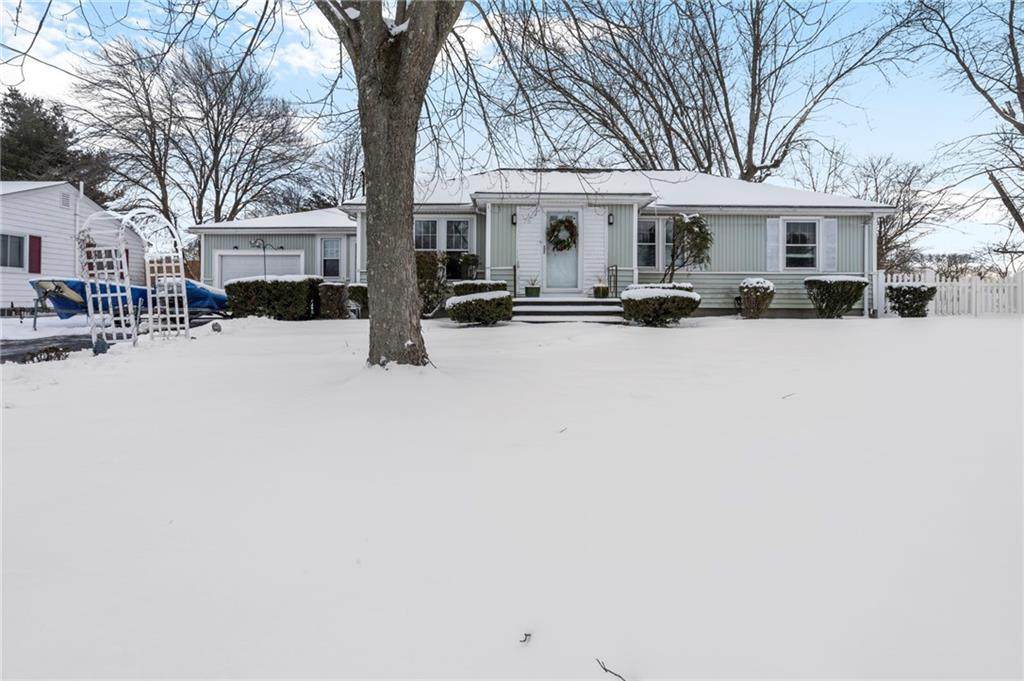 76 Commodore Avenue - Photo 1