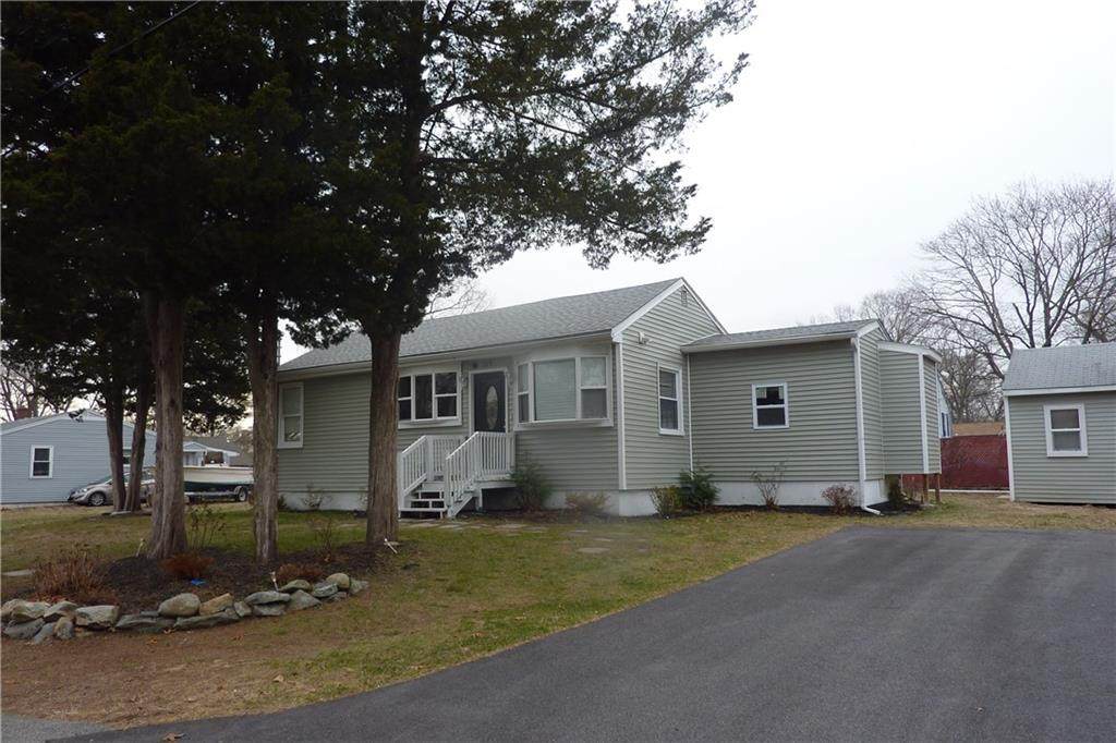169 Hollis Avenue - Photo 1