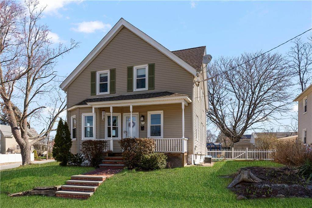4 Grove Avenue - Photo 1