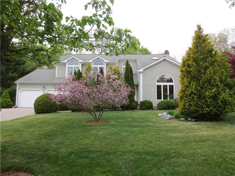 8 Saint Andrews Way - Photo 1