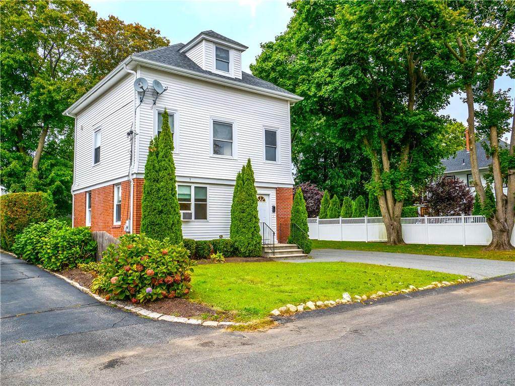9 Worcester Avenue - Photo 1