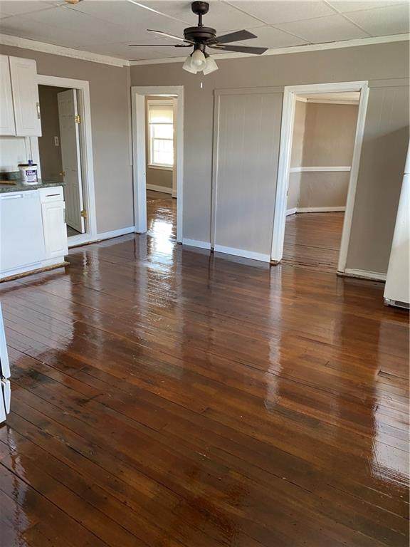 836 Social Street - Photo 1