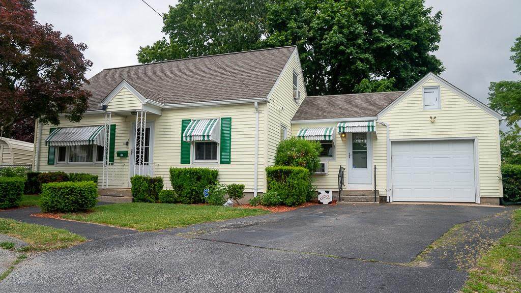 3 Cottage Circle - Photo 1