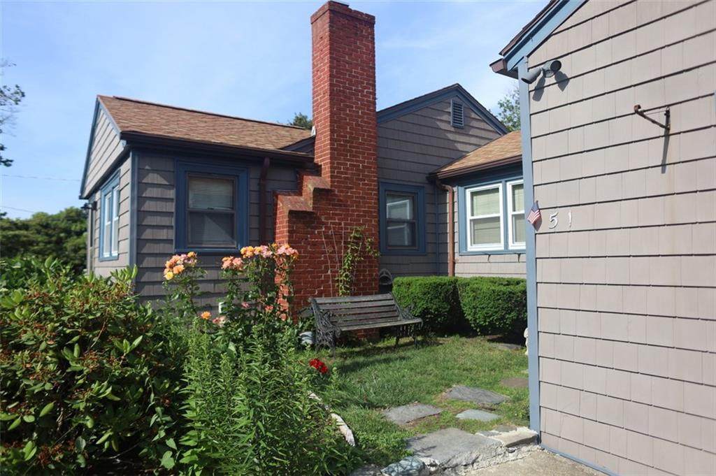 51 Howland Avenue - Photo 1