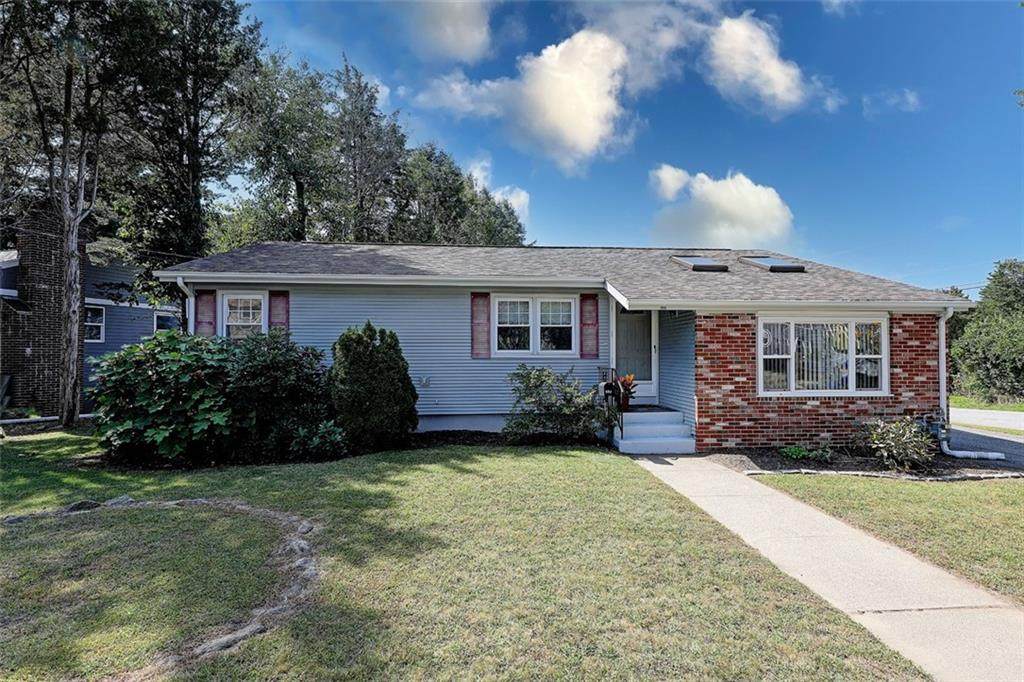 602 Smithfield Road - Photo 1