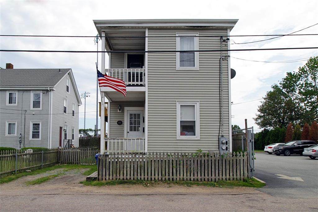 11 Merton Road - Photo 1