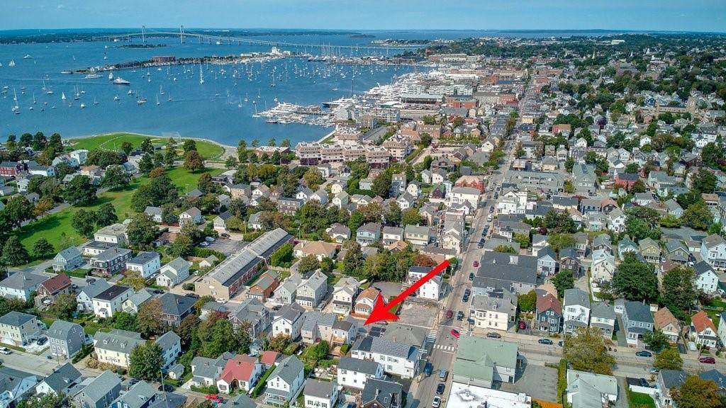 9 West Narragansett Avenue - Photo 1