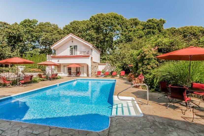 190 Shore Road - Photo 1