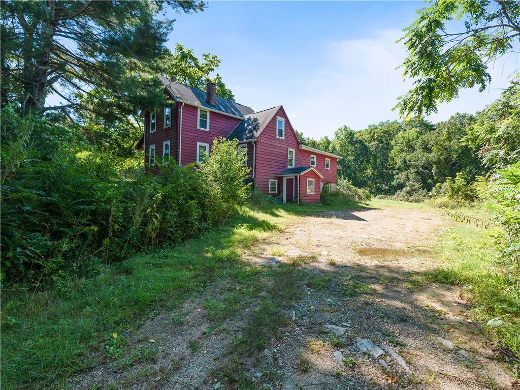 332 Douglas Pike - Photo 1