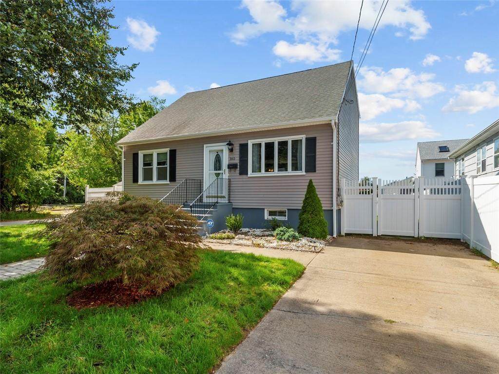 165 Park View Boulevard - Photo 1