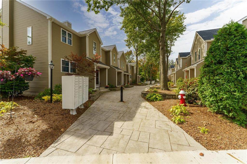 27 Fairfield Park - Photo 1